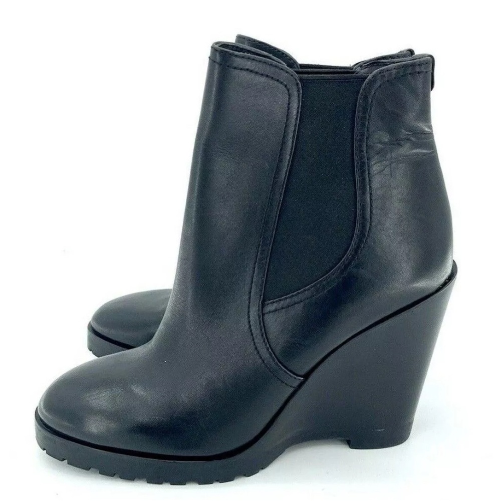 MICHAEL KORS Thea Wedge Ankle Boots Black Leather Pull On 8.5